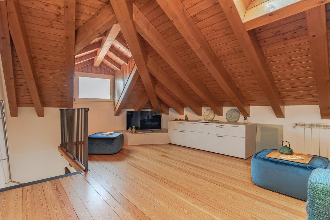 Casa Del Borgo "Aria & Acqua" Sul Lago Maggiore Maccagno Eksteriør bilde