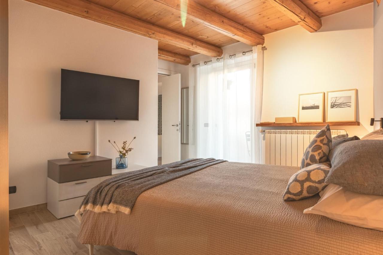 Casa Del Borgo "Aria & Acqua" Sul Lago Maggiore Maccagno Eksteriør bilde