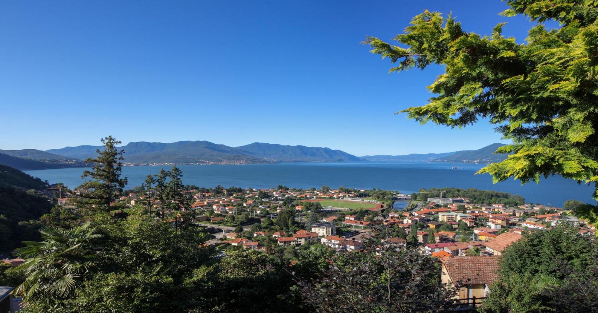 Casa Del Borgo "Aria & Acqua" Sul Lago Maggiore Maccagno Eksteriør bilde