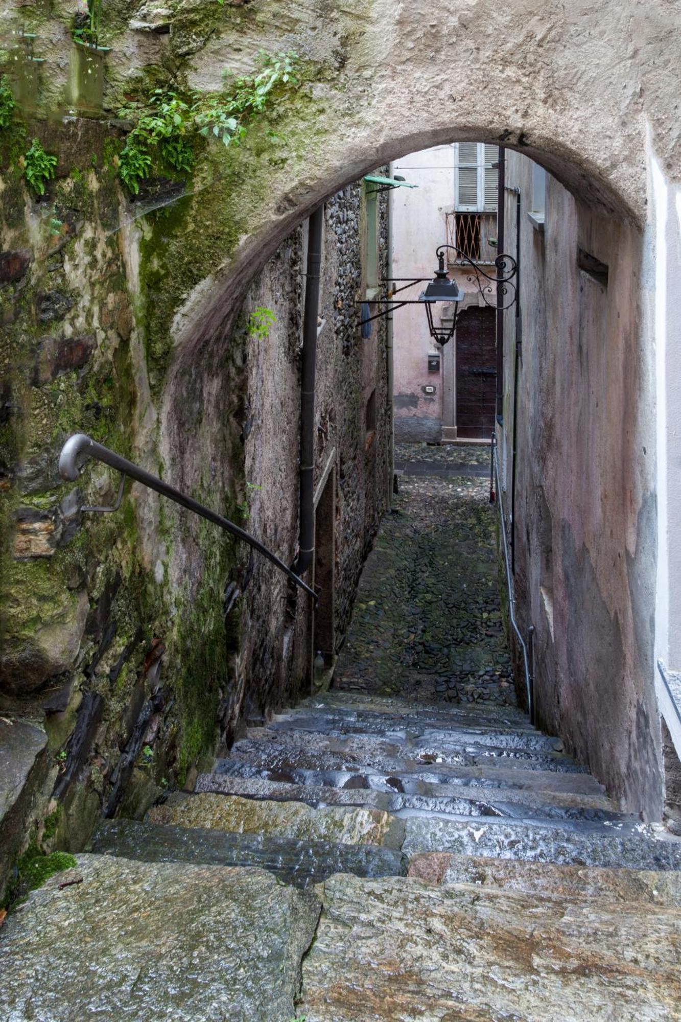 Casa Del Borgo "Aria & Acqua" Sul Lago Maggiore Maccagno Eksteriør bilde