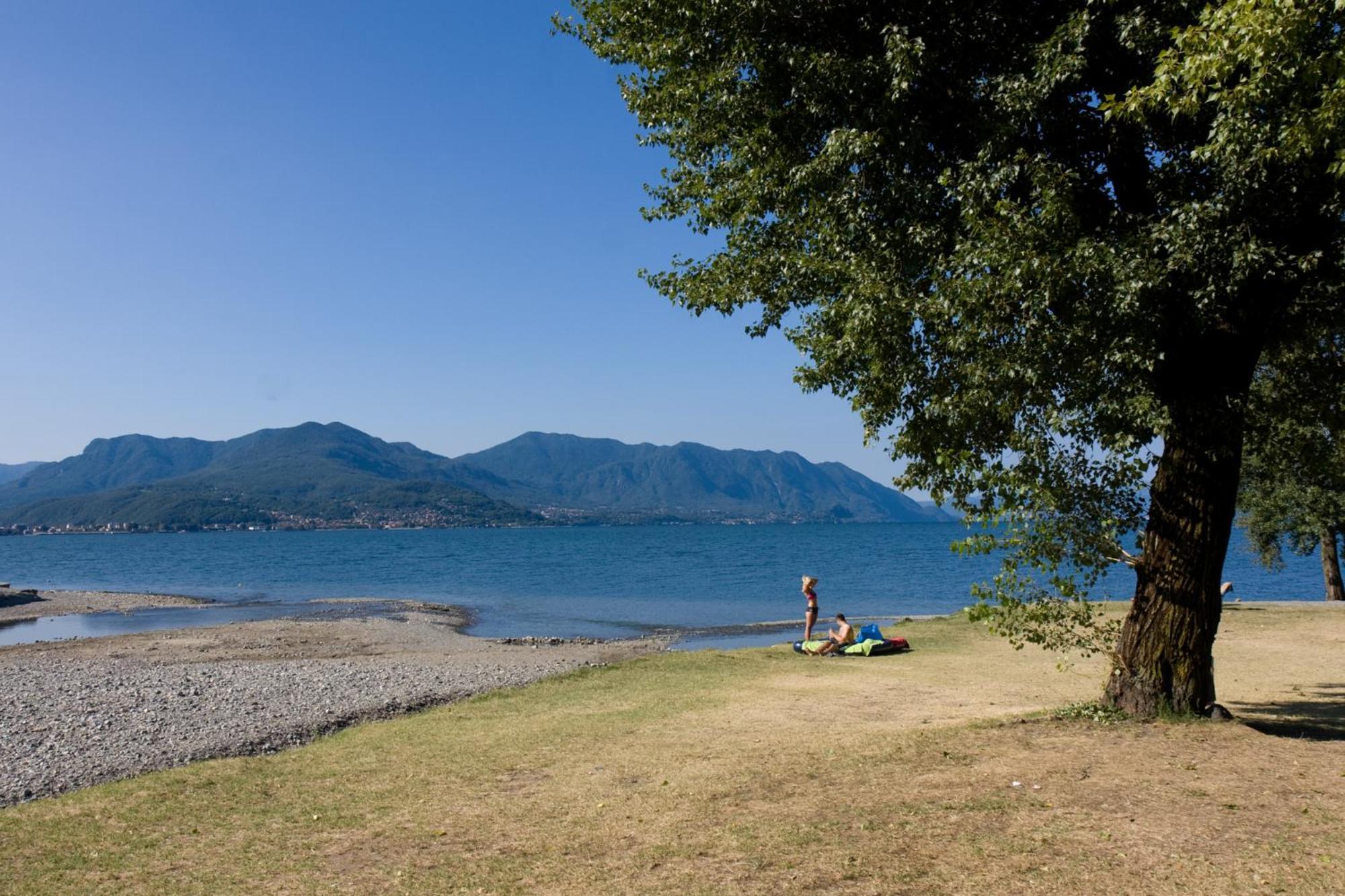 Casa Del Borgo "Aria & Acqua" Sul Lago Maggiore Maccagno Eksteriør bilde