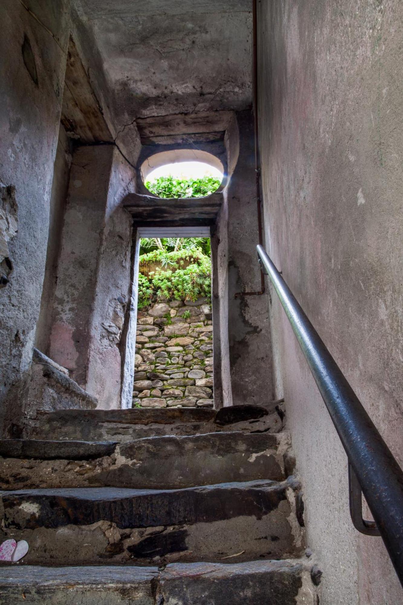 Casa Del Borgo "Aria & Acqua" Sul Lago Maggiore Maccagno Eksteriør bilde