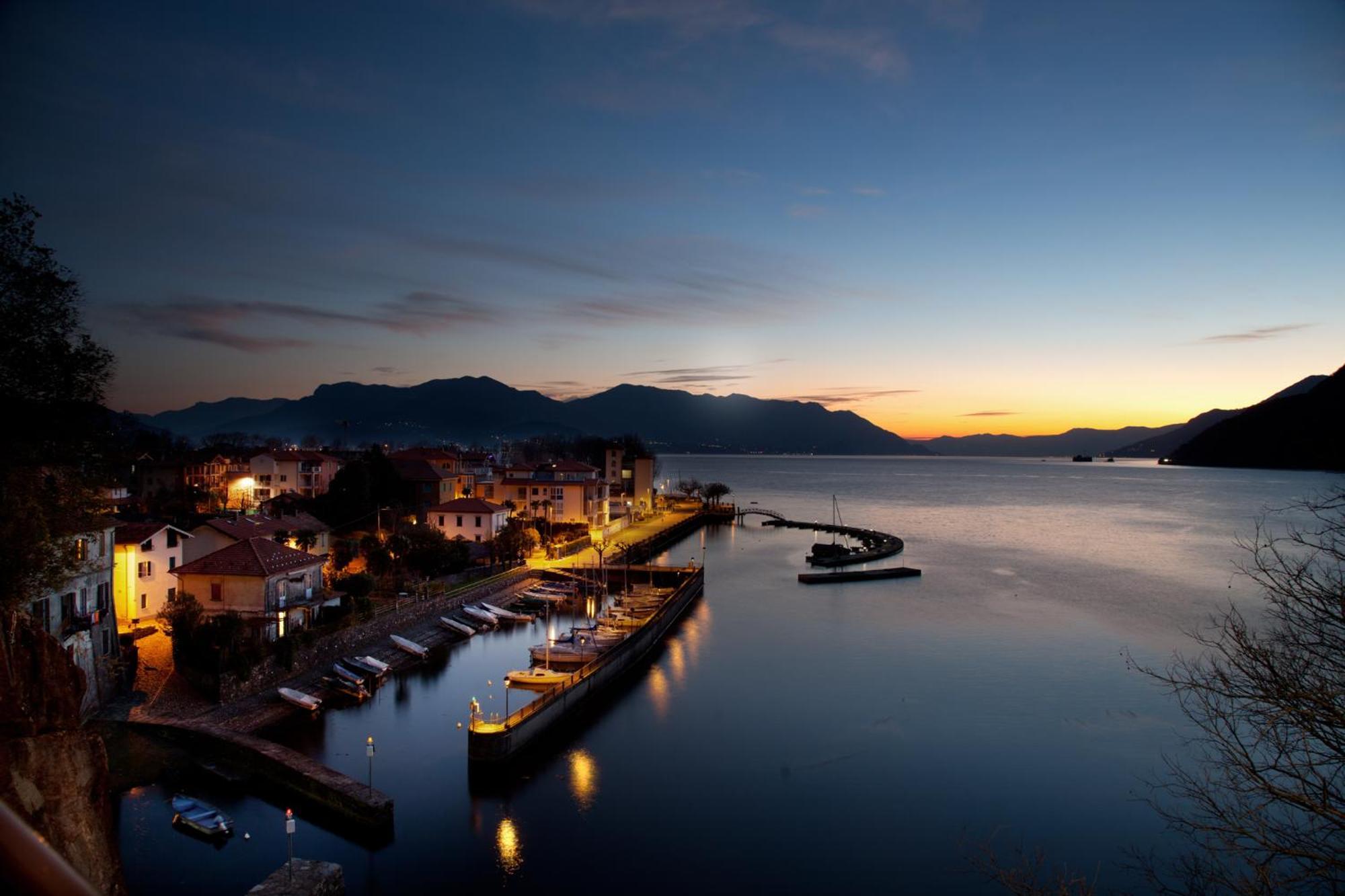 Casa Del Borgo "Aria & Acqua" Sul Lago Maggiore Maccagno Eksteriør bilde